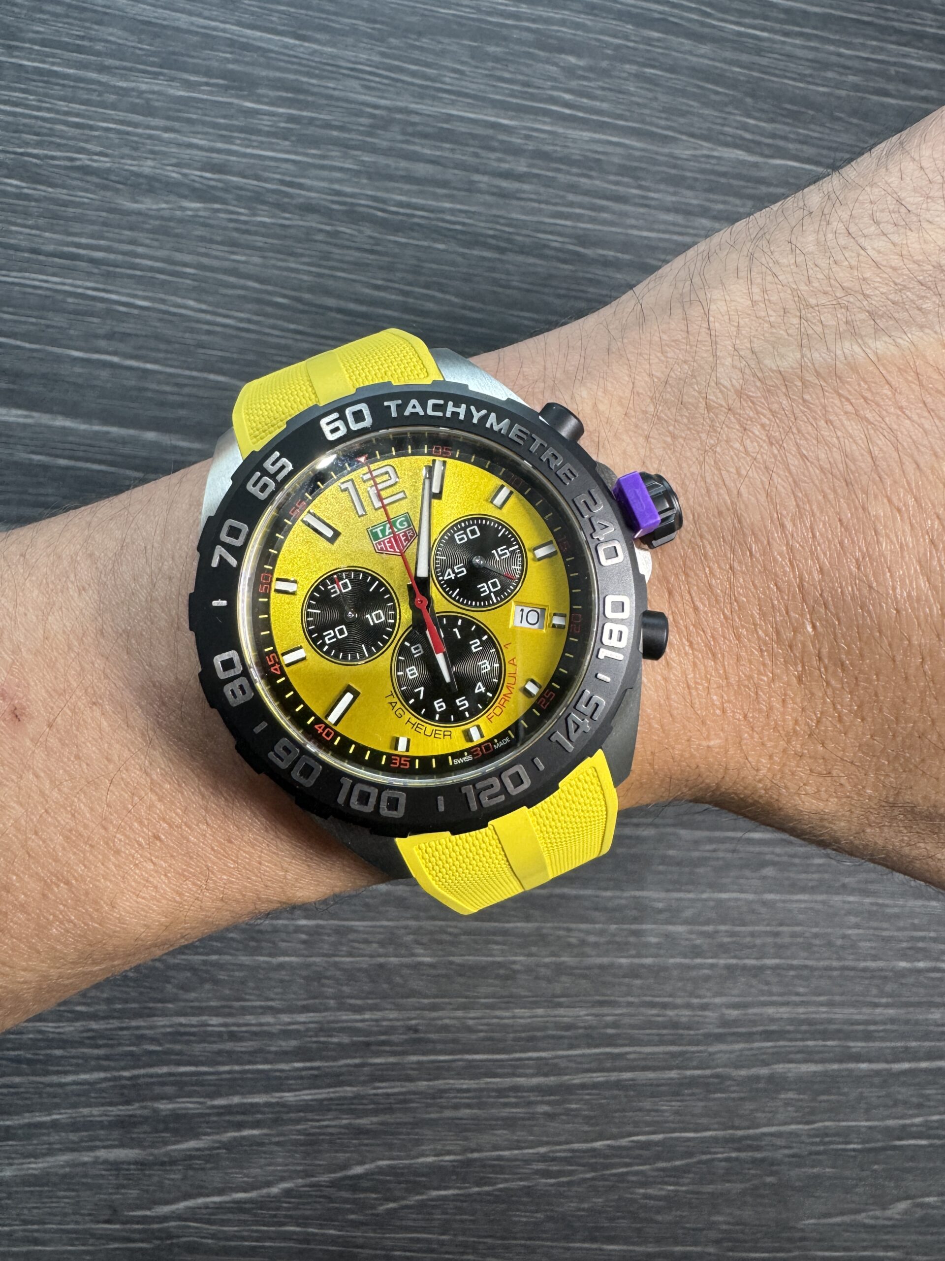 Tag Heuer Formula 1 Chronograph Yellow 43mm CAZ101AM.FT8054