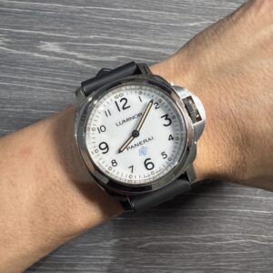 Panerai Luminor Marina Pam 775 00775 44mm White Dial Blue Logo base model