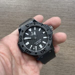 Hublot Big Bang King Power Diver Magic Black Ceramic 48mm Rubber Strap 322.CM.1770.RX