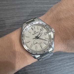 Grand Seiko Mist Flake White Dial SBGE285 Evolution 9 Collection Sport 41mm GMT Titanium Spring Drive