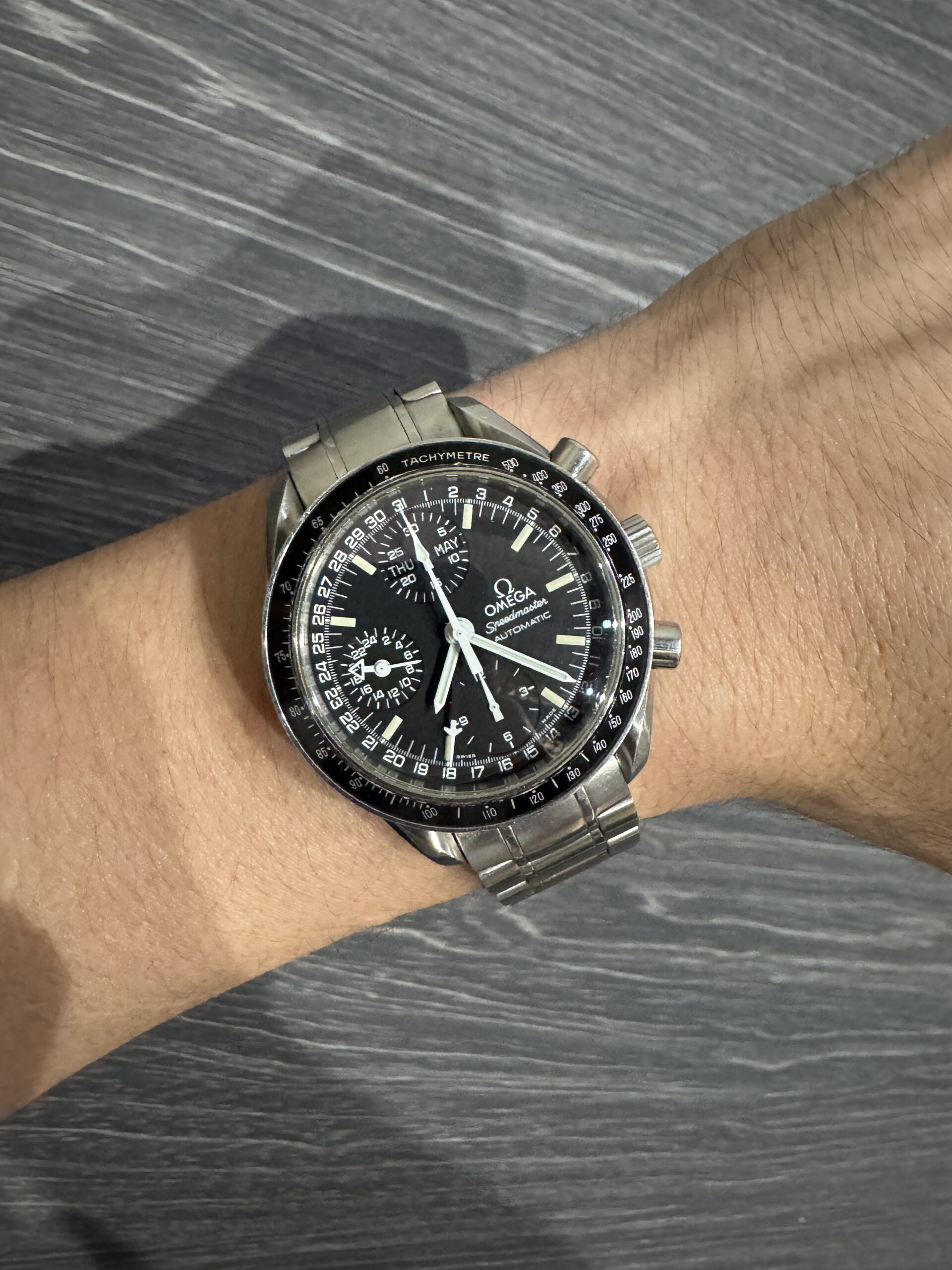 Omega Speedmaster Triple Date Day Calendar Chronograph 39mm 3520.5000 Black Dial Automatic