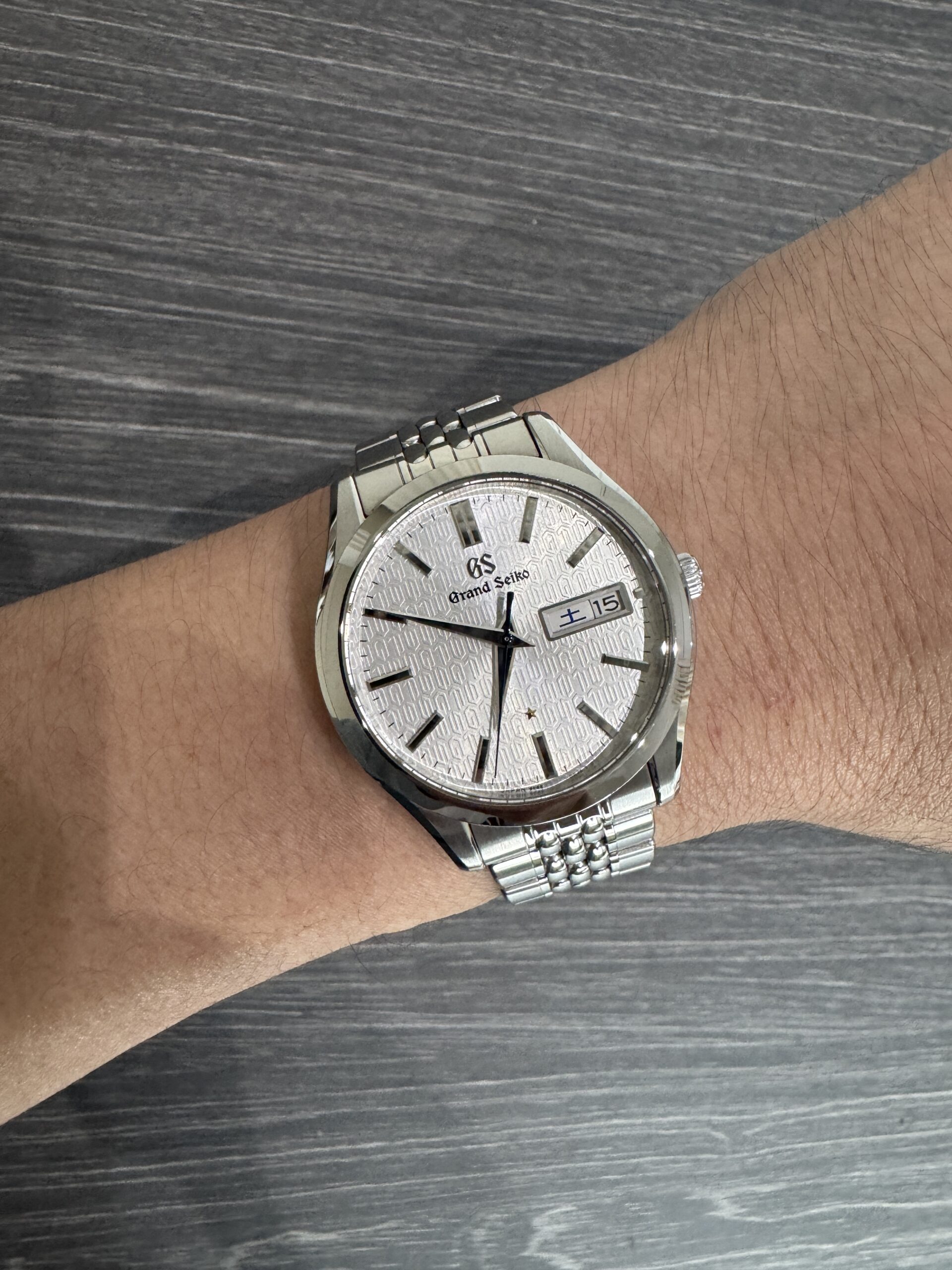 Grand Seiko Heritage Collection 39mm SBGT241 Day Date White Silver Dial Quartz Men Watches
